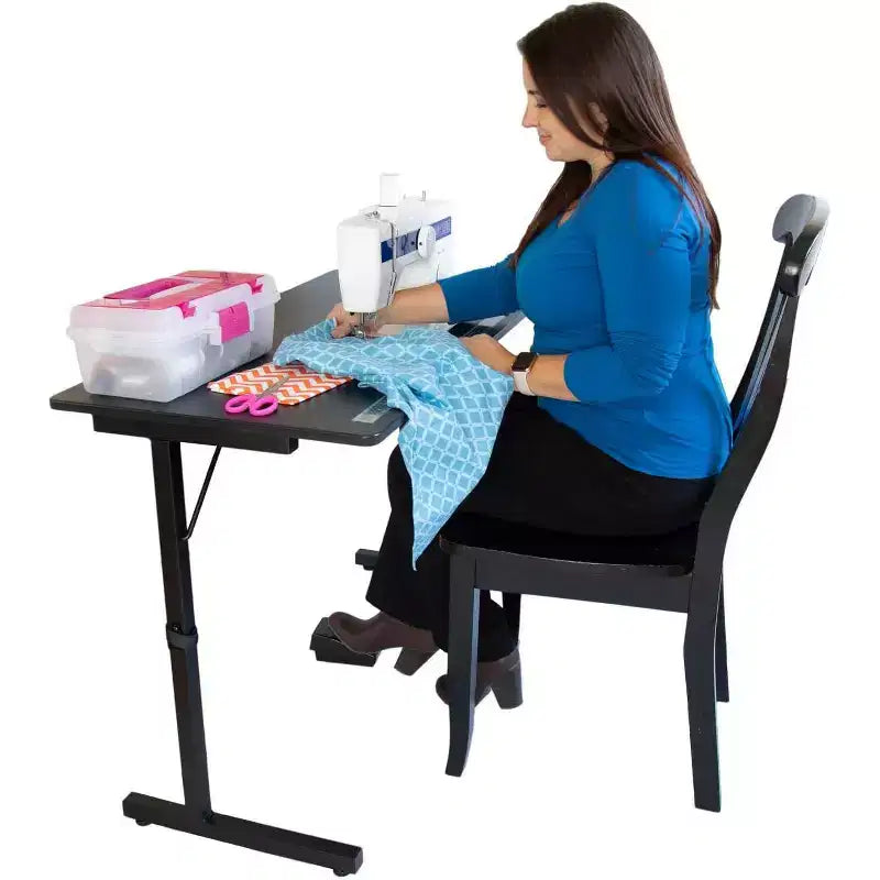 Mesa de costura portátil plegable con patas de acero, negra