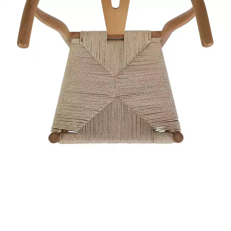 Stapelbare eetkamerstoel met Y-rugontwerp, massief houten frame, gevlochten kraftpapier touwzitting