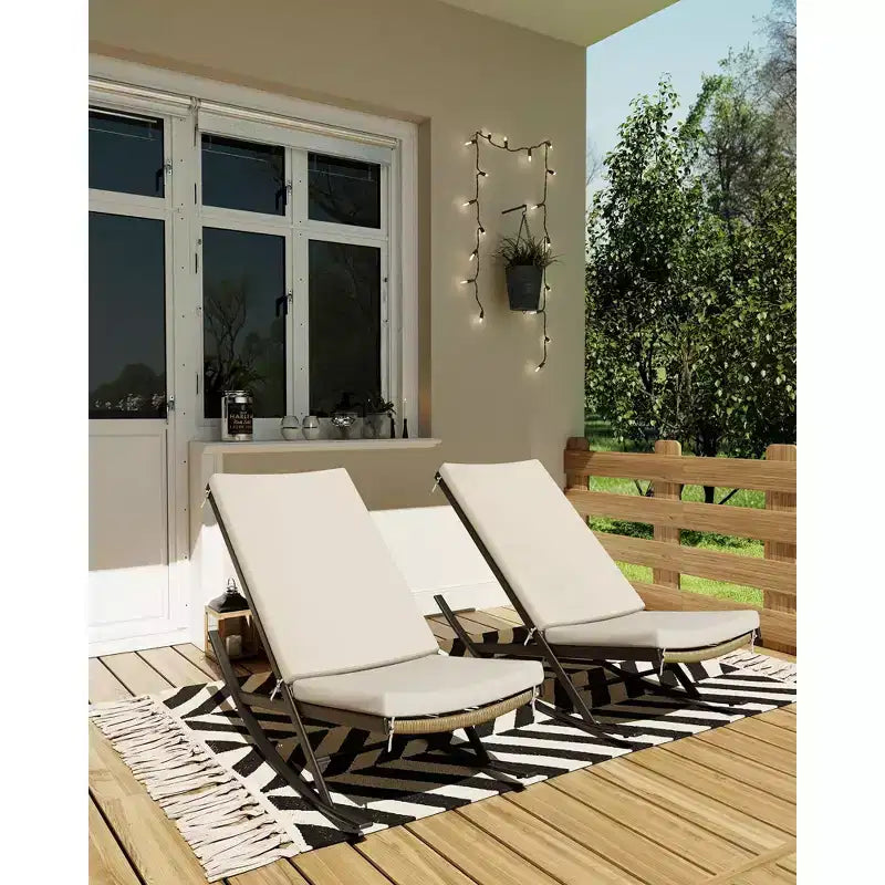 2er-Set Schaukelstühle für draußen, Patio-Stühle, Schaukelstühle, Outdoor-Lounge-Rattanstuhl mit Kissen für Veranda und Garten