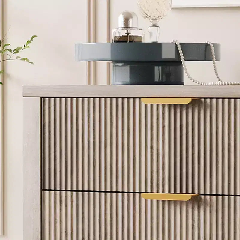 Geriffelte Kommode mit 5 Schubladen, 45" hohe schlanke Holzkommode für kleine Räume, moderner Landhausstil