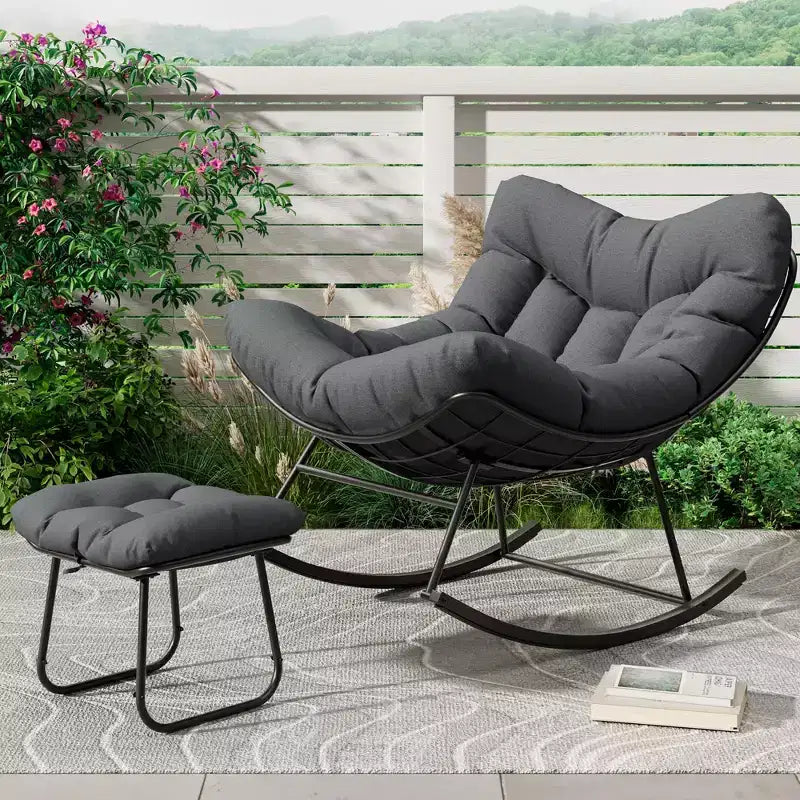 Übergroßer Lounge-Sessel mit Fußstütze, Outdoor Papasan Schaukelstuhl mit Ottoman und stabilem Metallrahmen, Patio Rattan-Ei-Schaukelstuhl