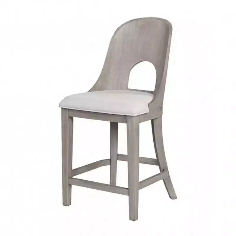 Set di 2 sedie da banco altezza bancone, schienale curvo con intaglio, finitura bianco sbiancato