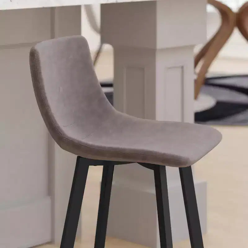 Ensemble de deux tabourets de bar modernes rembourrés 24", cadres en métal mat et patins en plastique